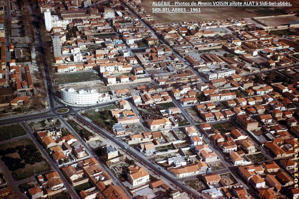 Sidi-Bel-Abbes - Vue aerienne - 1961.jpg